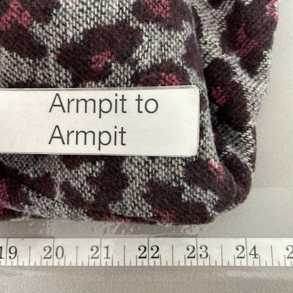 LOGO by Lori Goldstein Jacket Women's 16 Plus Grey Pink Cheetah Print - Picture 13 of 14